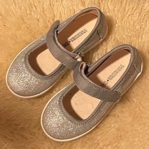 Cute Tucker+Tate shoes